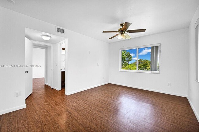 Building Photo - 7720 Camino Real