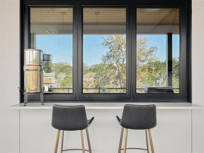 Building Photo - 3214 Smoky Ridge