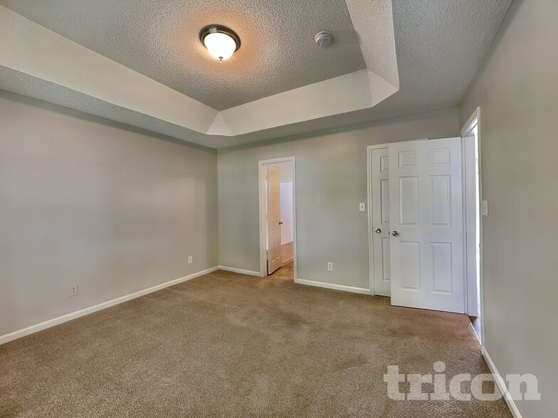 Building Photo - 3008 Westwinds Ct