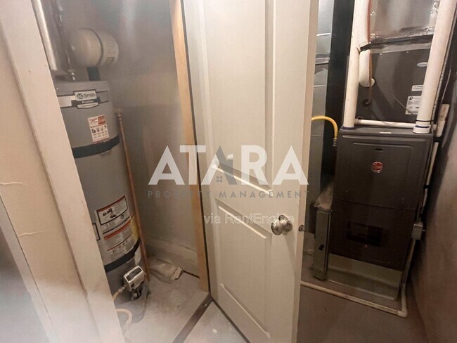 Building Photo - 9167 S Galette Ln