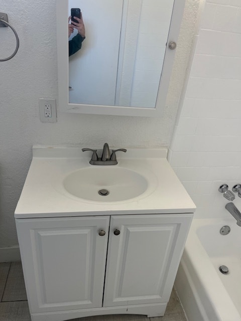 Building Photo - 423 E 82nd St