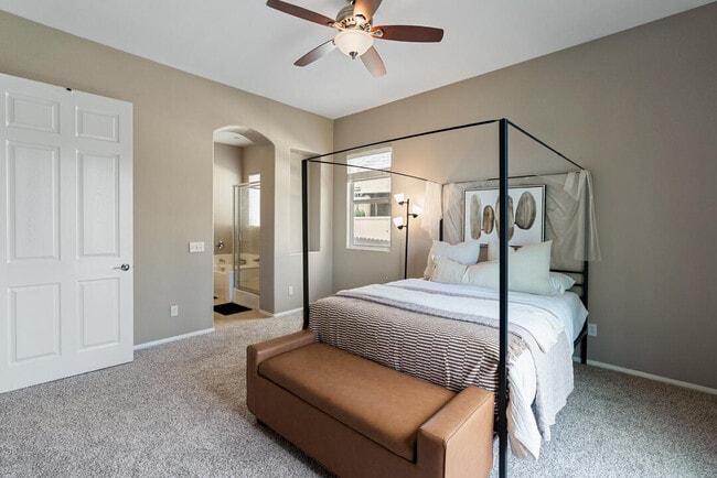 Building Photo - 49418 Wayne St