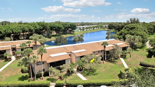 Building Photo - 15484 Lakes of Delray Blvd