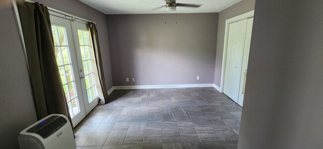 Building Photo - 2817 Wakulla Ave