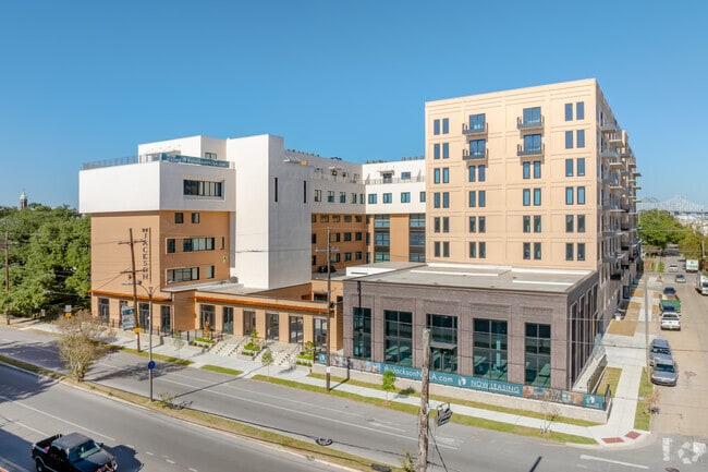 Building Photo - The Jackson