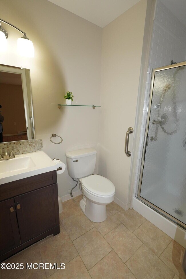 Building Photo - 49 Hastings Rd