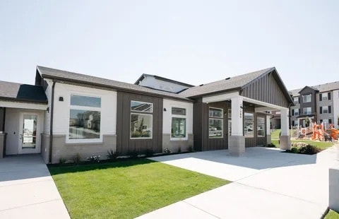 clubhouse exterior - 1625 W Talus Ridge Dr