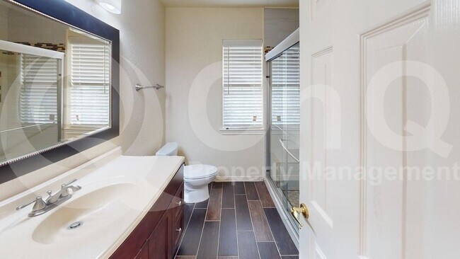 Building Photo - 3112 Chippenham Dr