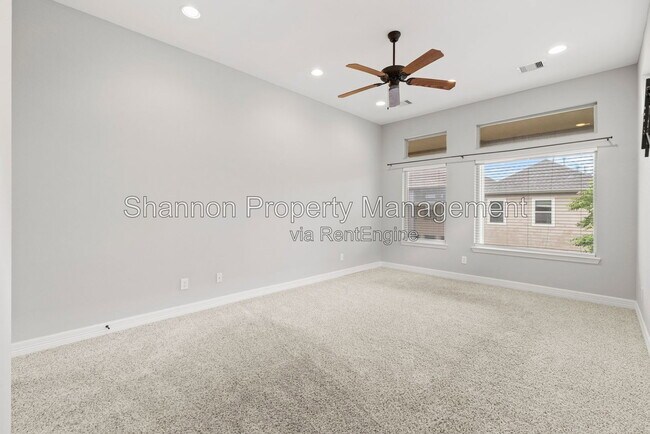 Building Photo - 5936 Kiam St