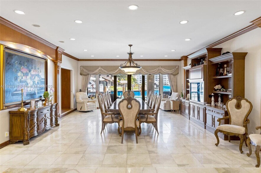 Building Photo - 655 Hibiscus Dr