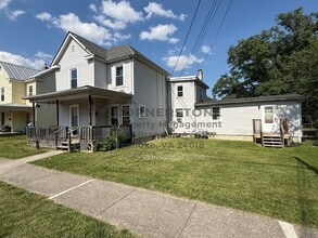Building Photo - 814 Tennessee St