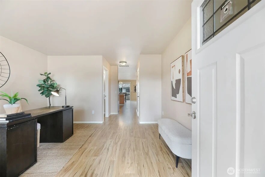 Building Photo - 9323 4th Ave W