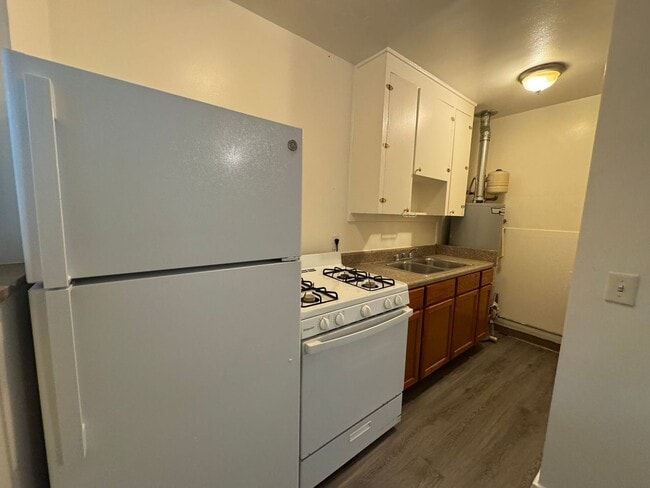Building Photo - Pensacola - Warrington - 1 Bedroom, 1 Bathroom