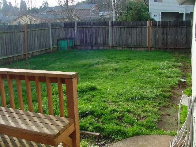 Building Photo - 3Bd/2Ba Single Story Home - Available to View!