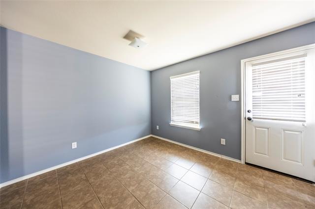 Building Photo - 1203 Rainer Dr