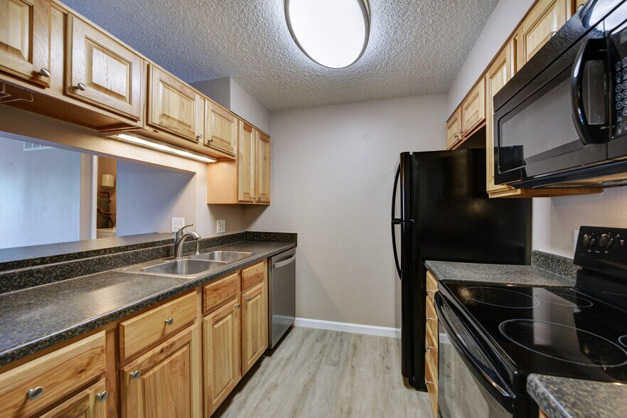 new appliances -updated hickory cabinets - 6505 Kalua Rd