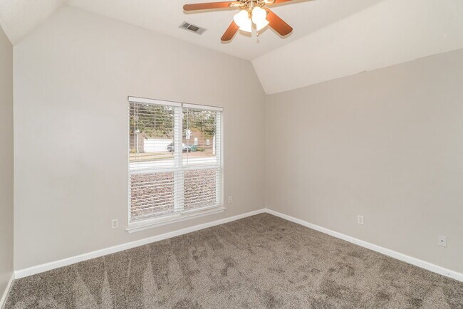 Building Photo - 6029 Marley St