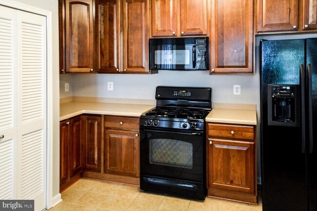 Building Photo - 2007 Connor Ct