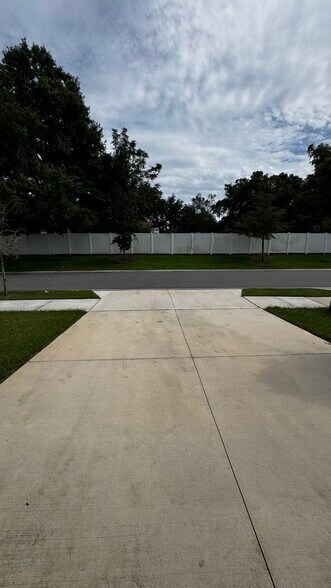 Building Photo - 9565 Summers Cay Cir