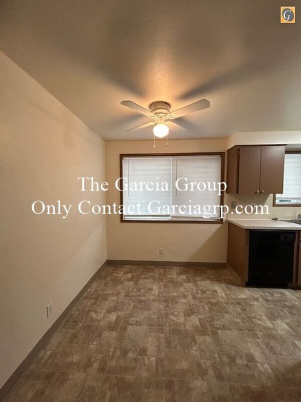 Building Photo - 581 Holmes Ln