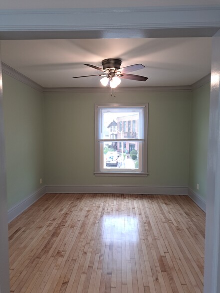 Living room - 303 E Lincoln Ave