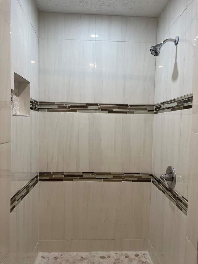 Building Photo - 10134 Kirkglen Dr