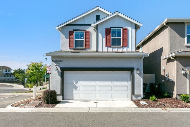 Building Photo - Citrus Heights AMAZING FLOOR-PLAN (Solar) ...