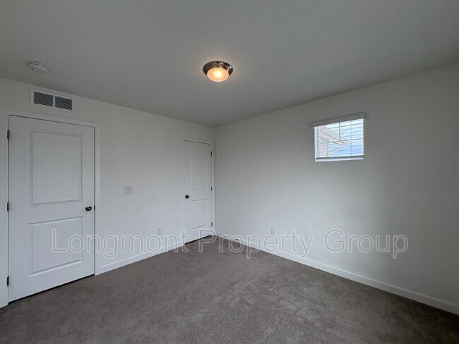 Building Photo - 3518 Sawtooth St