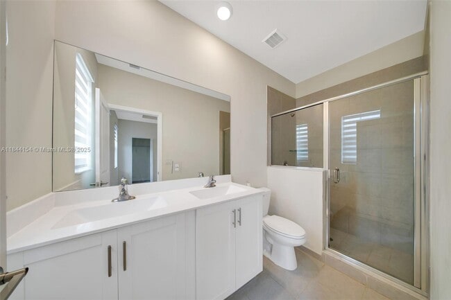 Building Photo - 11108 W 33rd Way