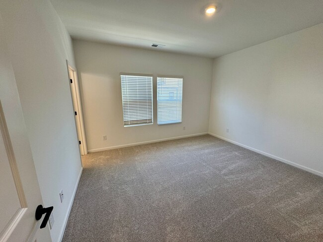 Building Photo - Beautiful, New Construction, 3-Story, 4BR/...