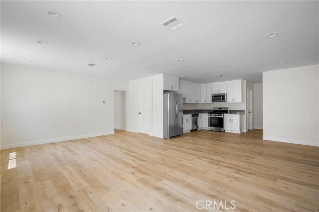 Building Photo - 6849 De Celis Pl
