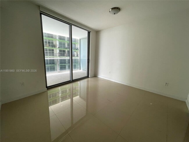 Building Photo - 488 NE 18th St