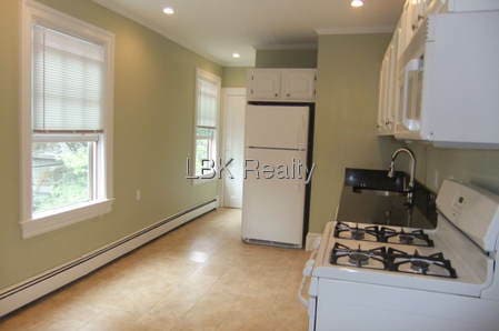 Building Photo - 55 Highland Ave