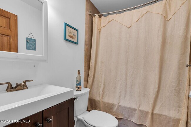 Building Photo - 68 Decatur Ave