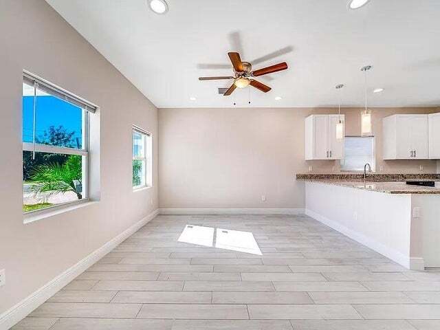 Building Photo - 2714 Nokomis Ave