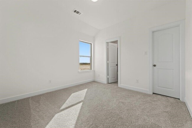 Building Photo - 2722 Sweet Honey Ln