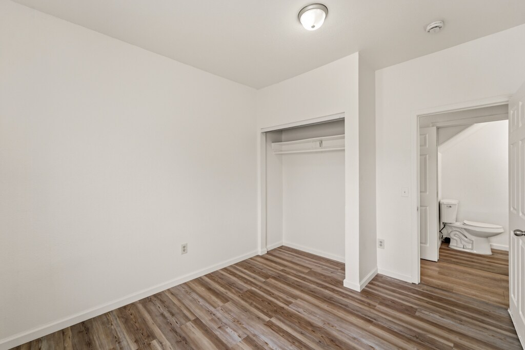 Building Photo - 400 Bissell Ave