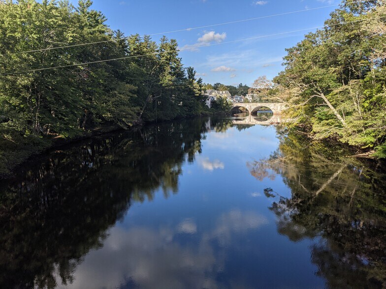 Building Photo - 294 Western Ave