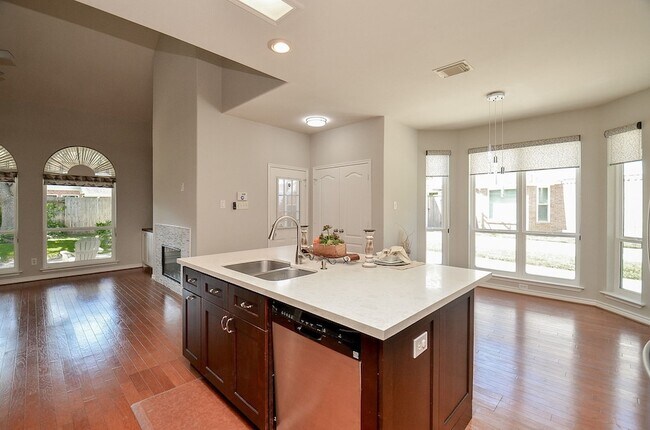 Building Photo - 406 Sterling Heights Ln