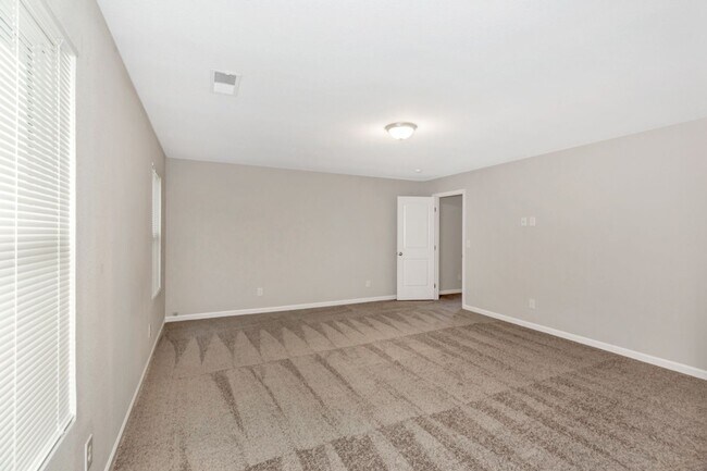 Building Photo - 101 Belle Haven Dr