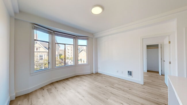 Building Photo - 1803 California St