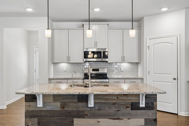 Building Photo - 6430 Hickory Bell Dr
