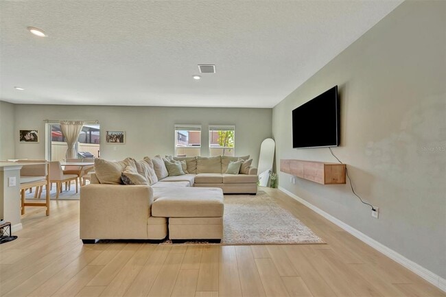 Building Photo - 12950 Pasture Wds Pl