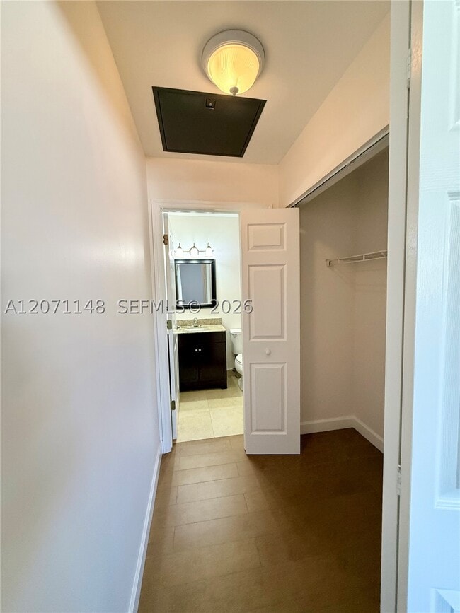 Building Photo - 14500 SW 88th Ave