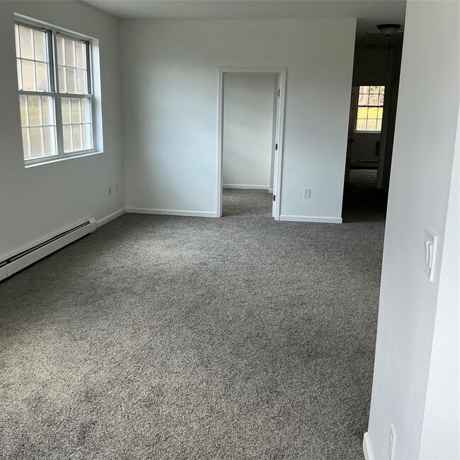 Building Photo - 63 Pipetown Hill Rd