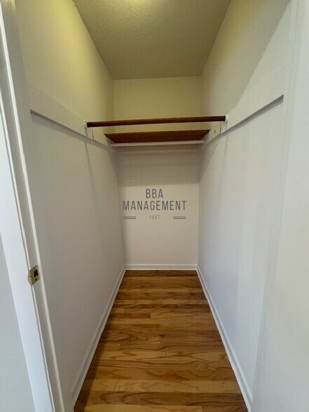 Building Photo - 28 Brentwood St
