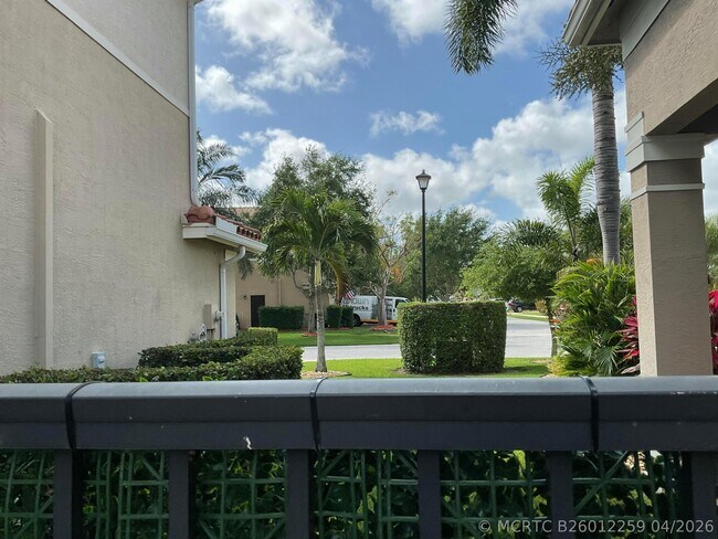 Building Photo - 8219 Calabria Lakes Drive