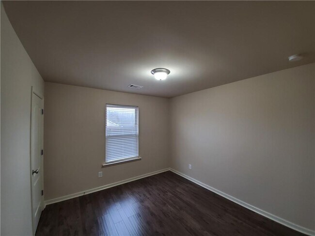 Building Photo - 2408 Chancery Mill Ln