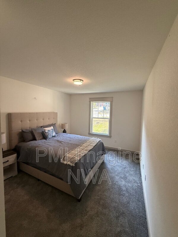Building Photo - 54 Morvan Dr