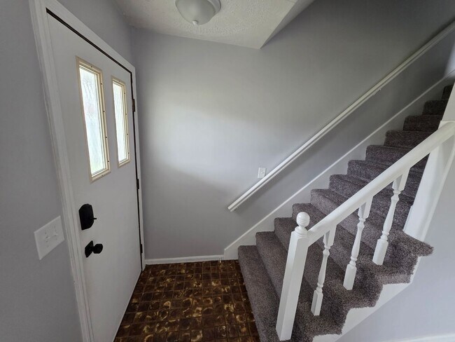 Building Photo - 2380-2382 Haviland Ct